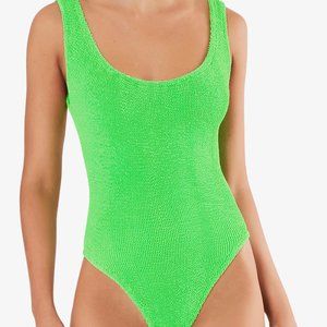 HUNZA G  Classic one piece in Lime